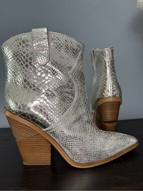 Cecelia New York Python Metallic Wedge Boots Vero Cuoio 9.5 Architectural Heel